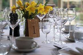 The Inn South Stainley