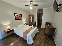 Hotel La Colina