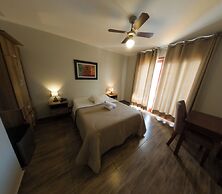 Hotel La Colina