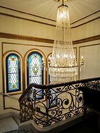 Hotel Virreynal by Maysa