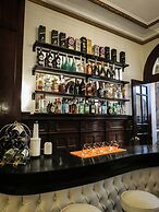 Hotel Virreynal by Maysa