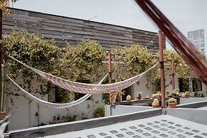 Casa Lomah Hotel