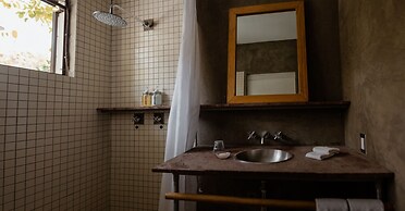 Casa Lomah Hotel