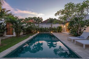 Villa Kelapa Putih