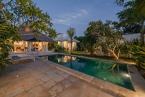 Villa Kelapa Putih
