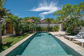 Villa Kelapa Putih