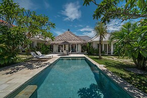 Villa Kelapa Putih