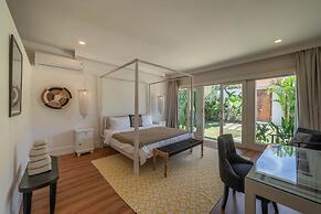 Villa Kelapa Putih