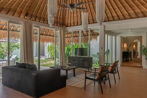 Villa Kelapa Putih
