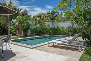 Villa Kelapa Putih