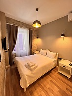 Selavi Hotel