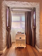 Selavi Hotel