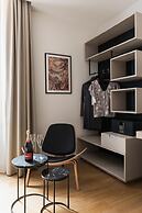 At 41 Luxury Suites & Rooms