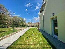 Vert Apartment