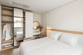 Luria Homes
