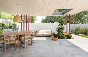 Luria Homes