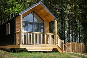 Cabin In The Woods - 1 Bed - Kilgetty