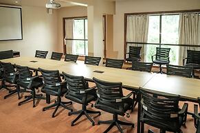 Nest Beacon Resort Daman