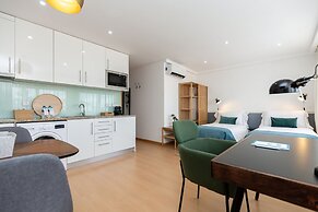 Feel Corporate Housing Marqu s VI