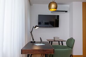 Feel Corporate Housing Marqu s V