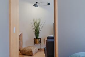 Feel Corporate Housing Campanh 08