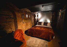 Impossible Motel