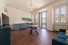 Santa Croce Palace by Mmega