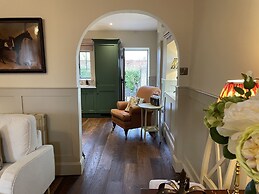 Oma's Cottage