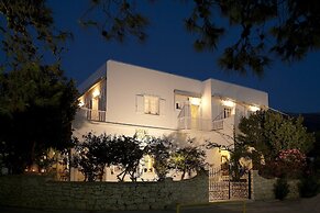 HOTEL DOUKISSA