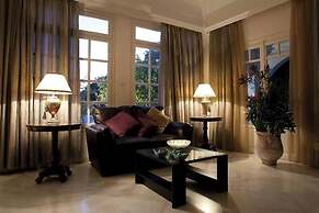 HOTEL DOUKISSA