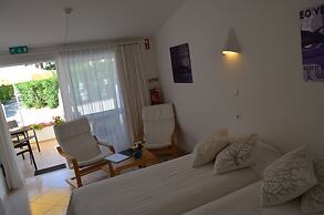 Cosy Decorated Studio at Quinta Paraiso da Mia