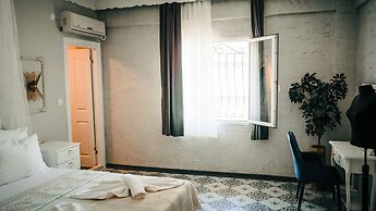 Zeren Alaçatı Butik Otel