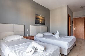 Atrium Hotel