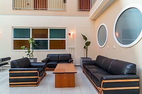Atrium Hotel