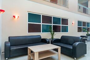 Atrium Hotel