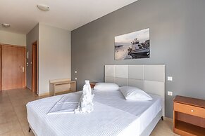 Atrium Hotel