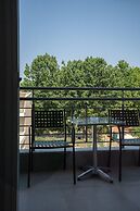 Atrium Hotel
