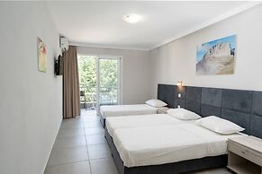 Atrium Hotel