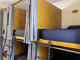 Maui Hostel - Adults Only