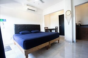 Maui Hostel - Adults Only