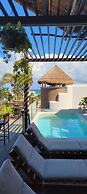 Maui Hostel - Adults Only