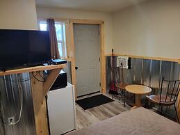 Apple Tree Inn