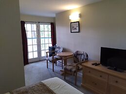 Apple Tree Inn