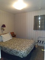 Apple Tree Inn