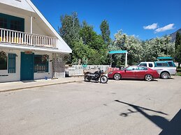 Apple Tree Inn