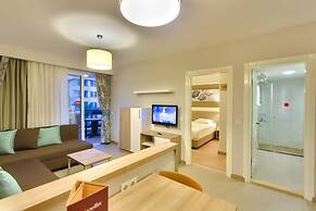 Novella Apart Hotel