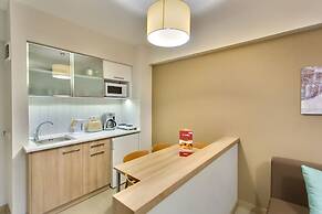 Novella Apart Hotel