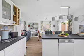 Peaceful Cornwall Retreat With Secure Garden