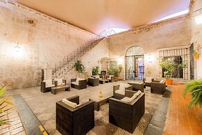Los Tambos - Colonial