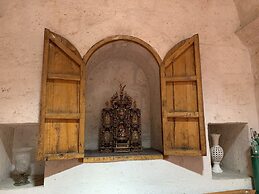 Los Tambos - Colonial
